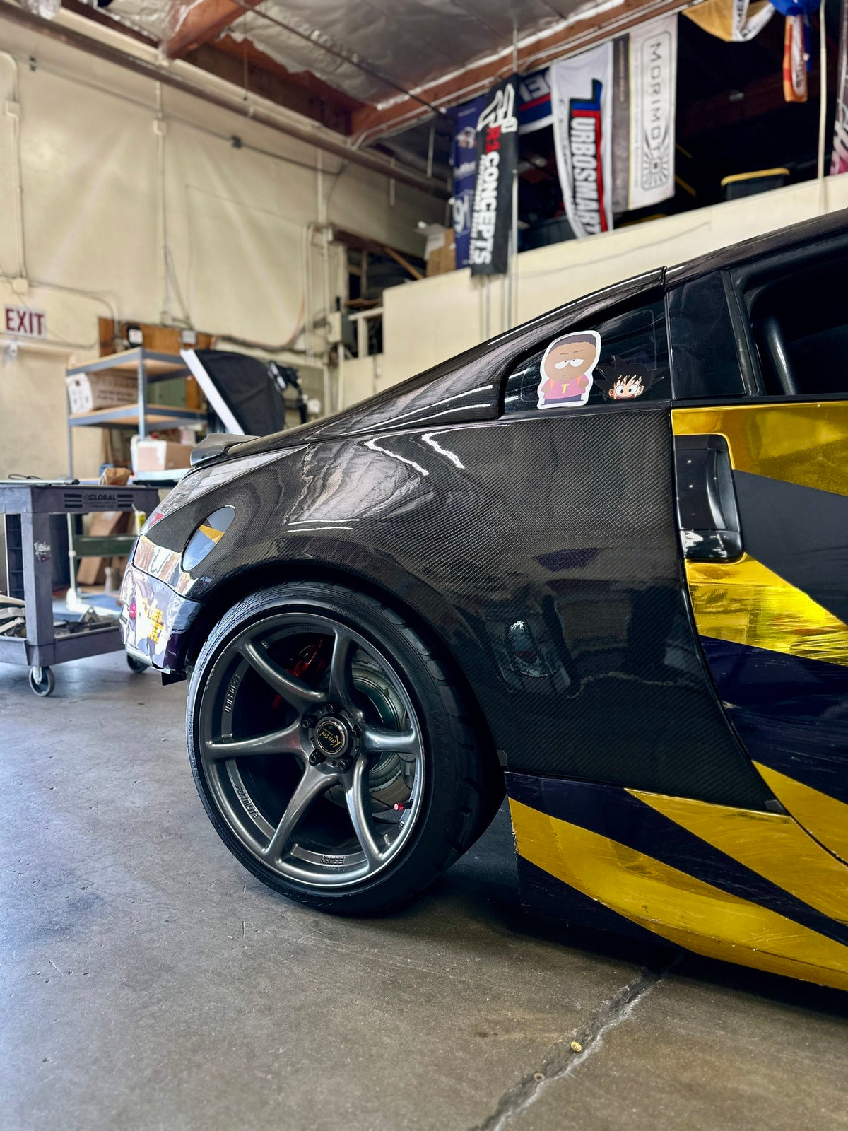 Nissan 350Z OEM Style Carbon Fiber Rear Quarter Panel Caps