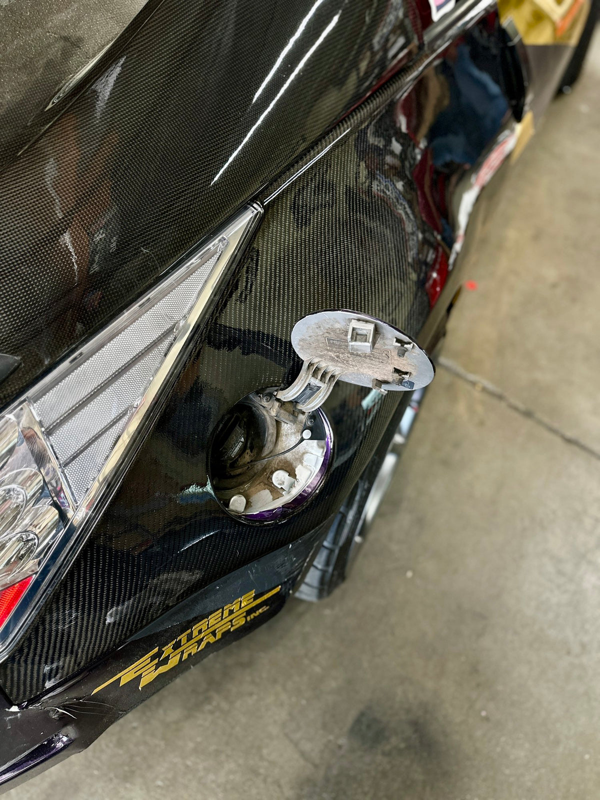 Nissan 350Z OEM Style Carbon Fiber Rear Quarter Panel Caps