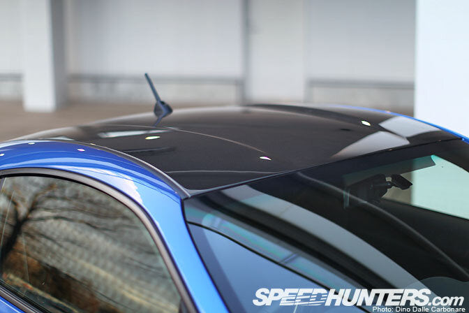 Carbon Fiber Roof Cover